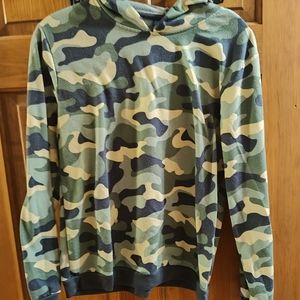 Saint eve kids boys large camo hooded sweatshirt